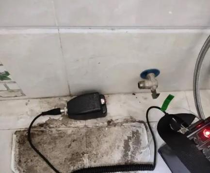 扎兰屯屋顶漏水维修公司分享下卫生间漏水的危害及解决方法